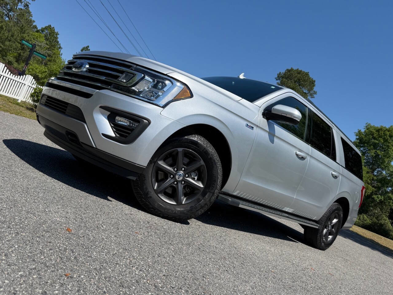 Used 2019 Ford Expedition Max XLT w/ Equipment Group 202A image 45