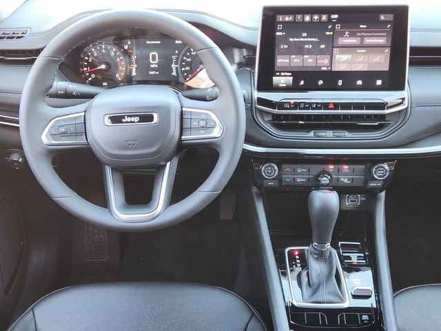 Certified 2026 Jeep Compass Latitude image 24