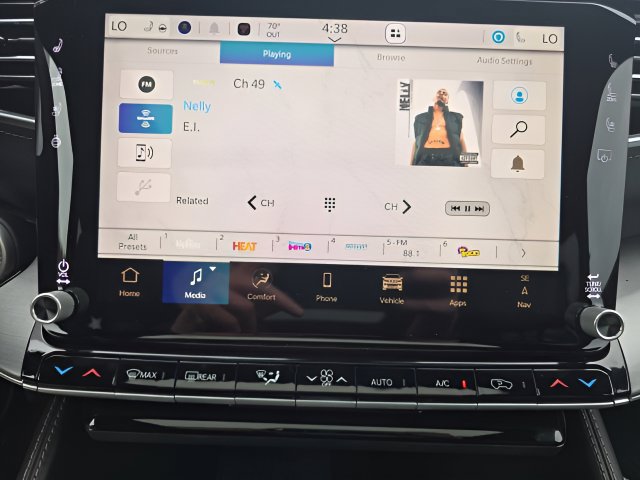 New 2026 Jeep Grand Wagoneer Limited AWD/4WD image 18
