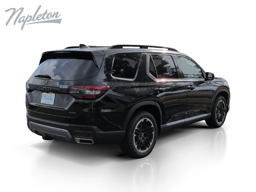 New 2026 Honda Pilot Touring image 6