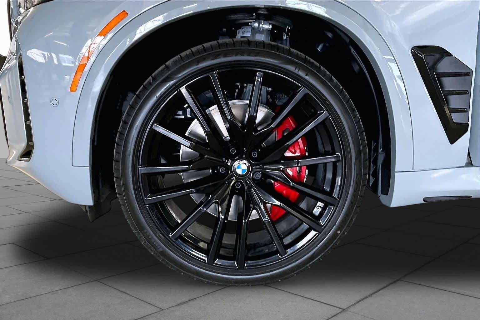 New 2026 BMW X5 xDrive40i w/ Executive Package AWD/4WD image 11