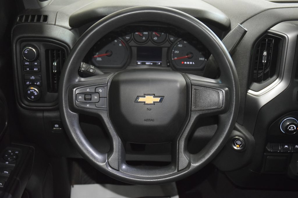 Used 2024 Chevrolet Silverado 1500 Custom AWD/4WD image 34