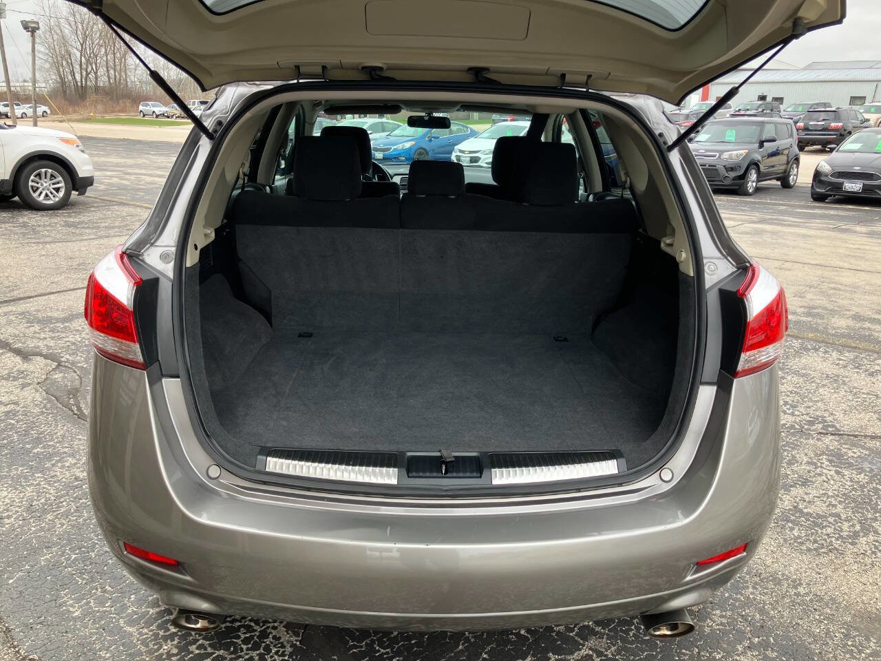 Used 2011 Nissan Murano SV AWD/4WD image 22
