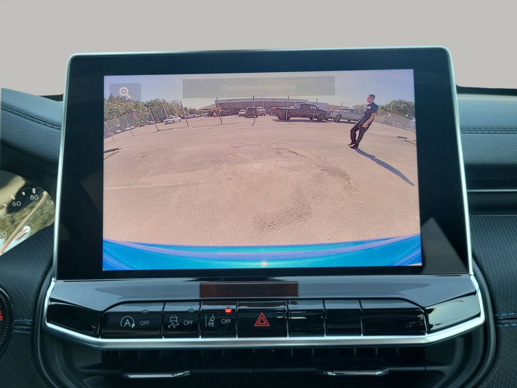 New 2026 Jeep Compass Latitude image 13