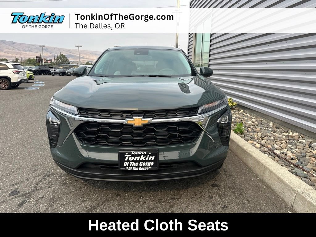 New 2026 Chevrolet Trax LS w/ LS Convenience Package FWD image 9