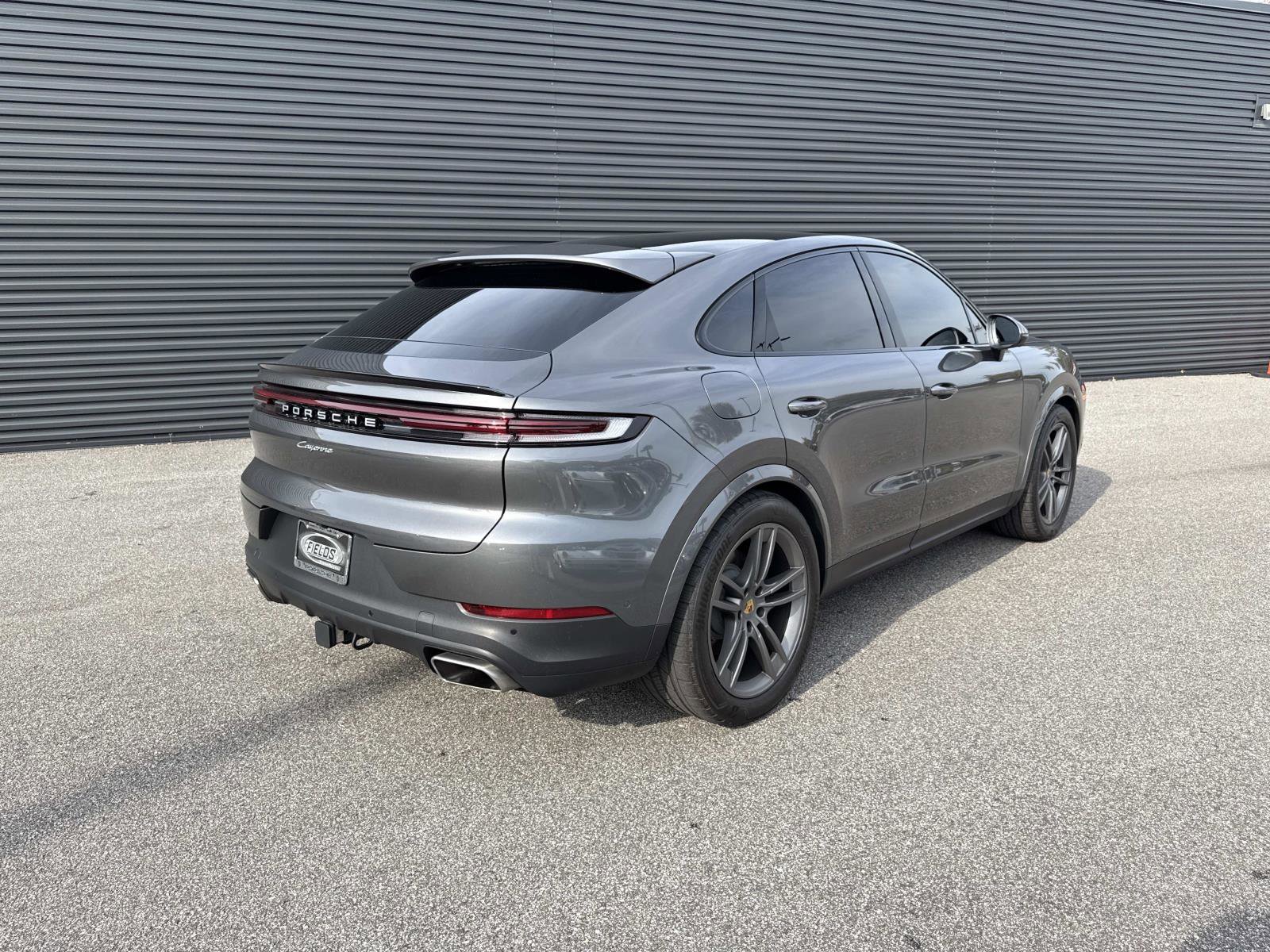 Certified 2024 Porsche Cayenne Coupe image 7