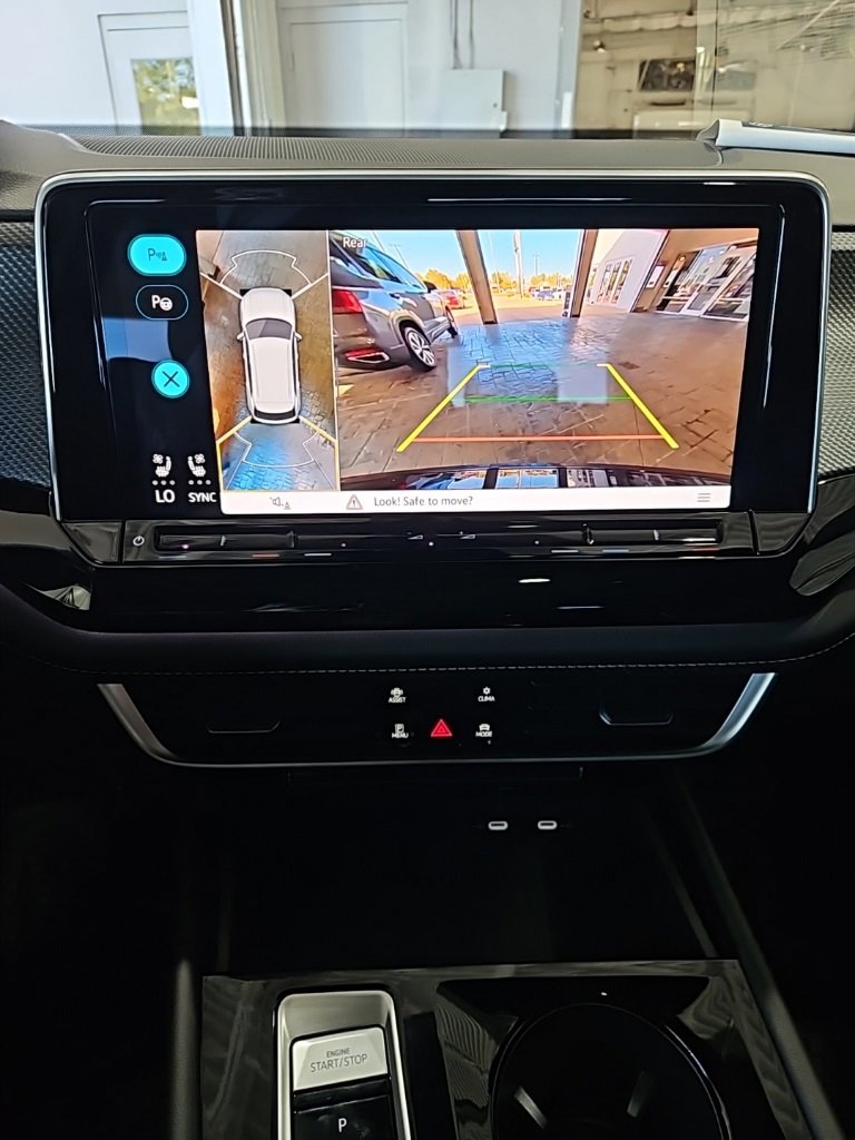 New 2026 Volkswagen Atlas Cross Sport SEL Premium R-Line image 32