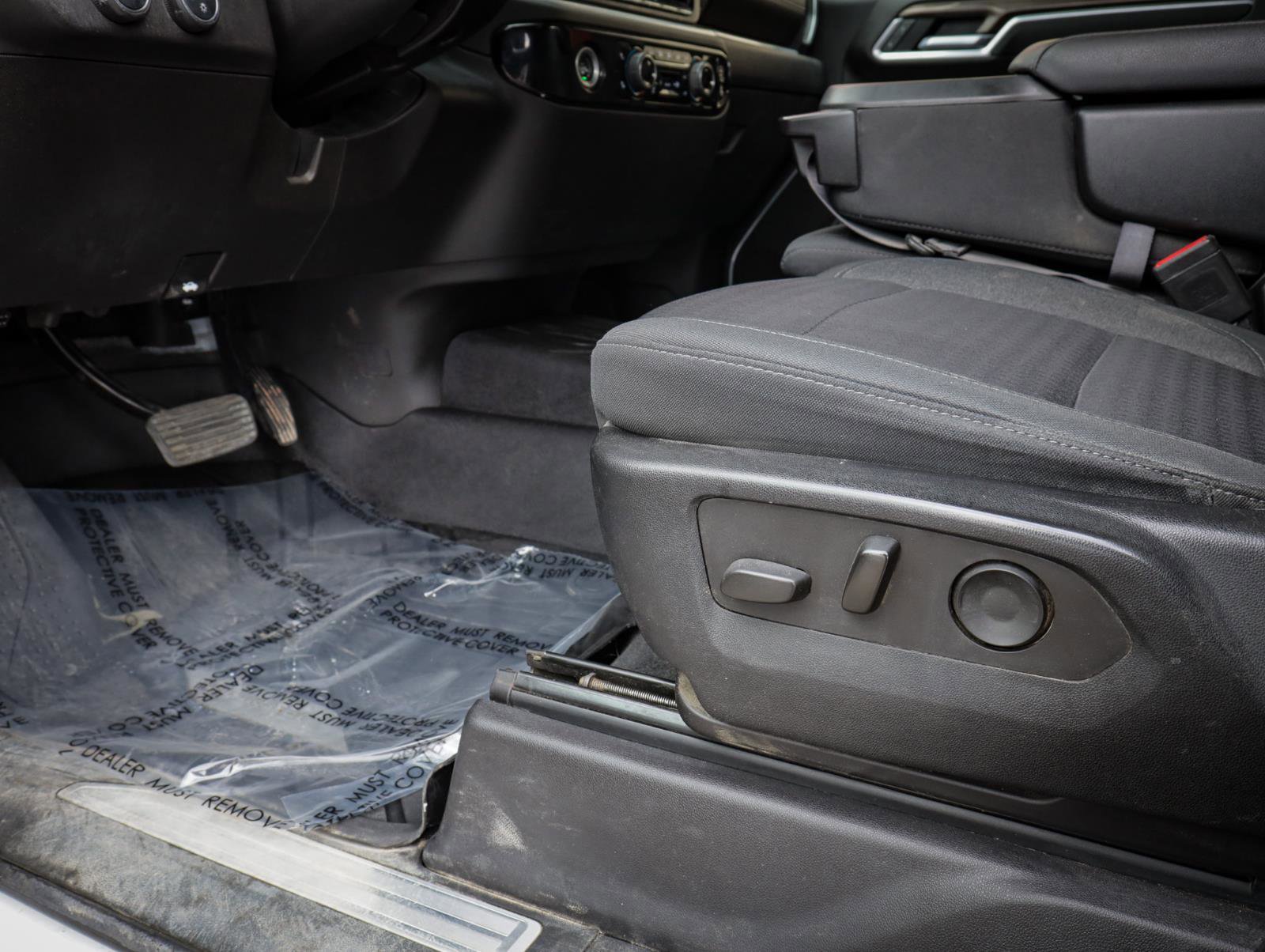 Used 2022 Chevrolet Silverado 1500 LT w/ Protection Package image 14