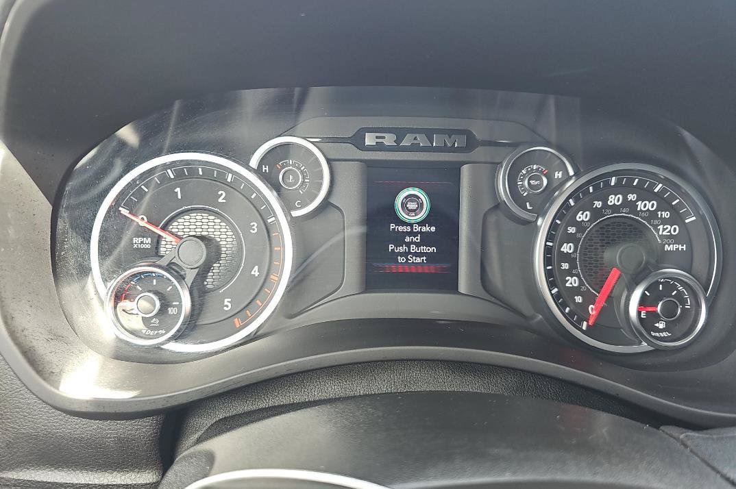 Used 2025 RAM 2500 Big Horn AWD/4WD image 5