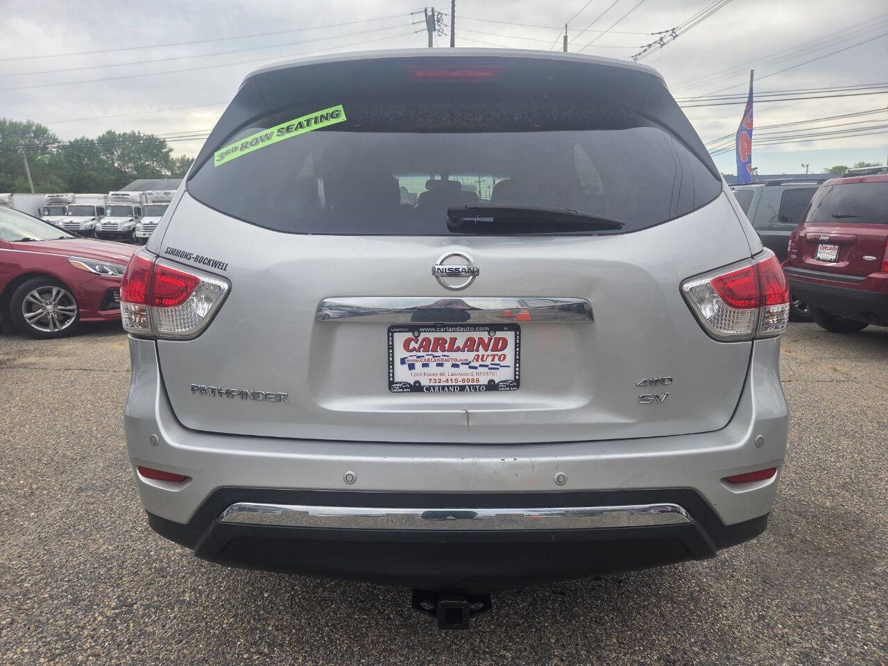 Used 2016 Nissan Pathfinder SV AWD/4WD image 6