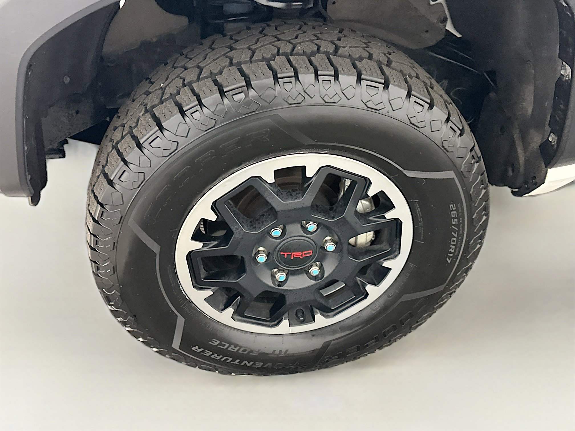 Used 2025 Toyota Tacoma TRD Off-Road image 11