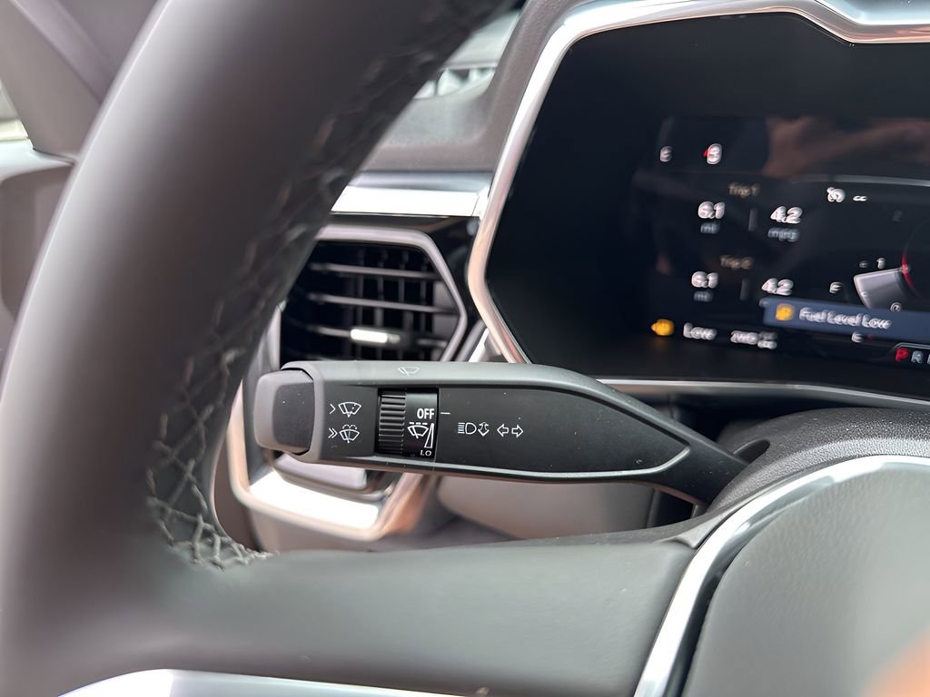 New 2026 GMC Canyon Elevation w/ Convenience Package image 32