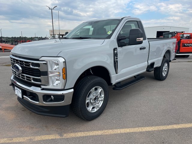 New 2026 Ford F350 4x4 Regular Cab Super Duty image 1