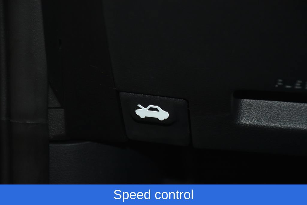 New 2026 Hyundai Venue SEL FWD image 10