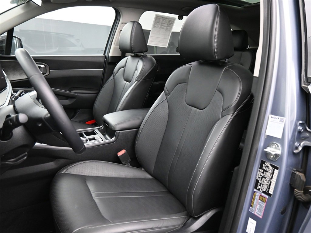 Used 2024 Kia Sorento X-Line EX image 16