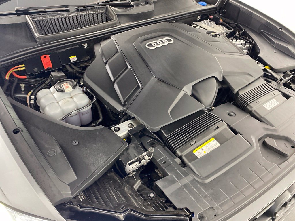 Used 2023 Audi Q8 Prestige w/ Prestige Package AWD/4WD image 33
