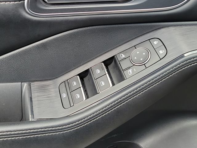 Used 2023 Nissan Rogue Platinum w/ Platinum Premium Package image 30