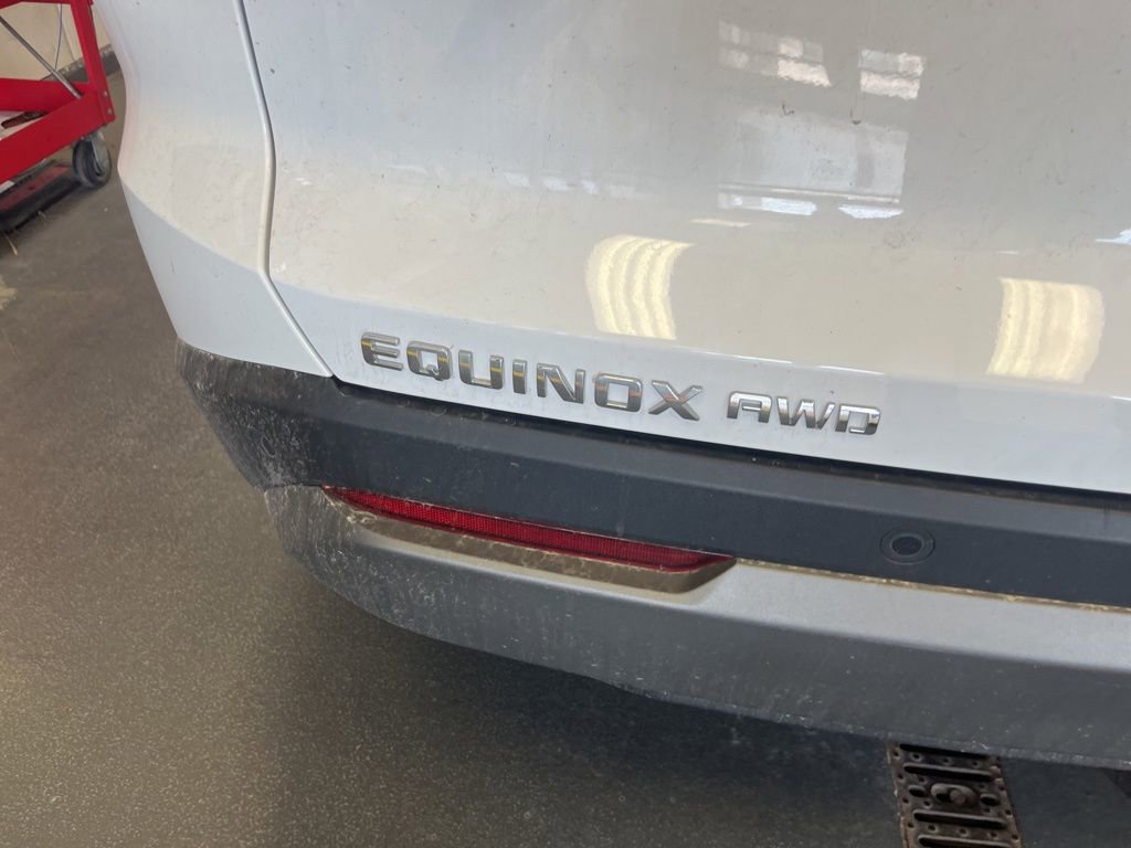 Used 2026 Chevrolet Equinox LT image 6