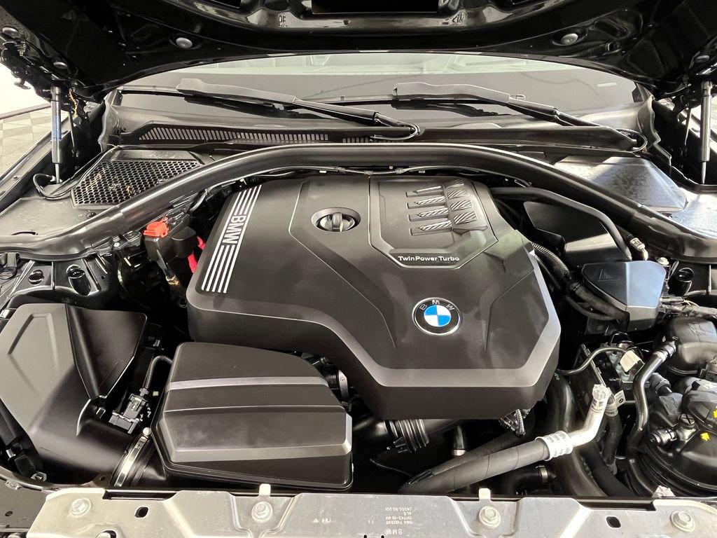 Used 2024 BMW 330i xDrive Sedan w/ M Sport Package AWD/4WD image 15
