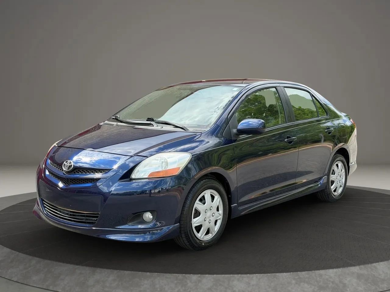 Used 2008 Toyota Yaris S FWD image 1