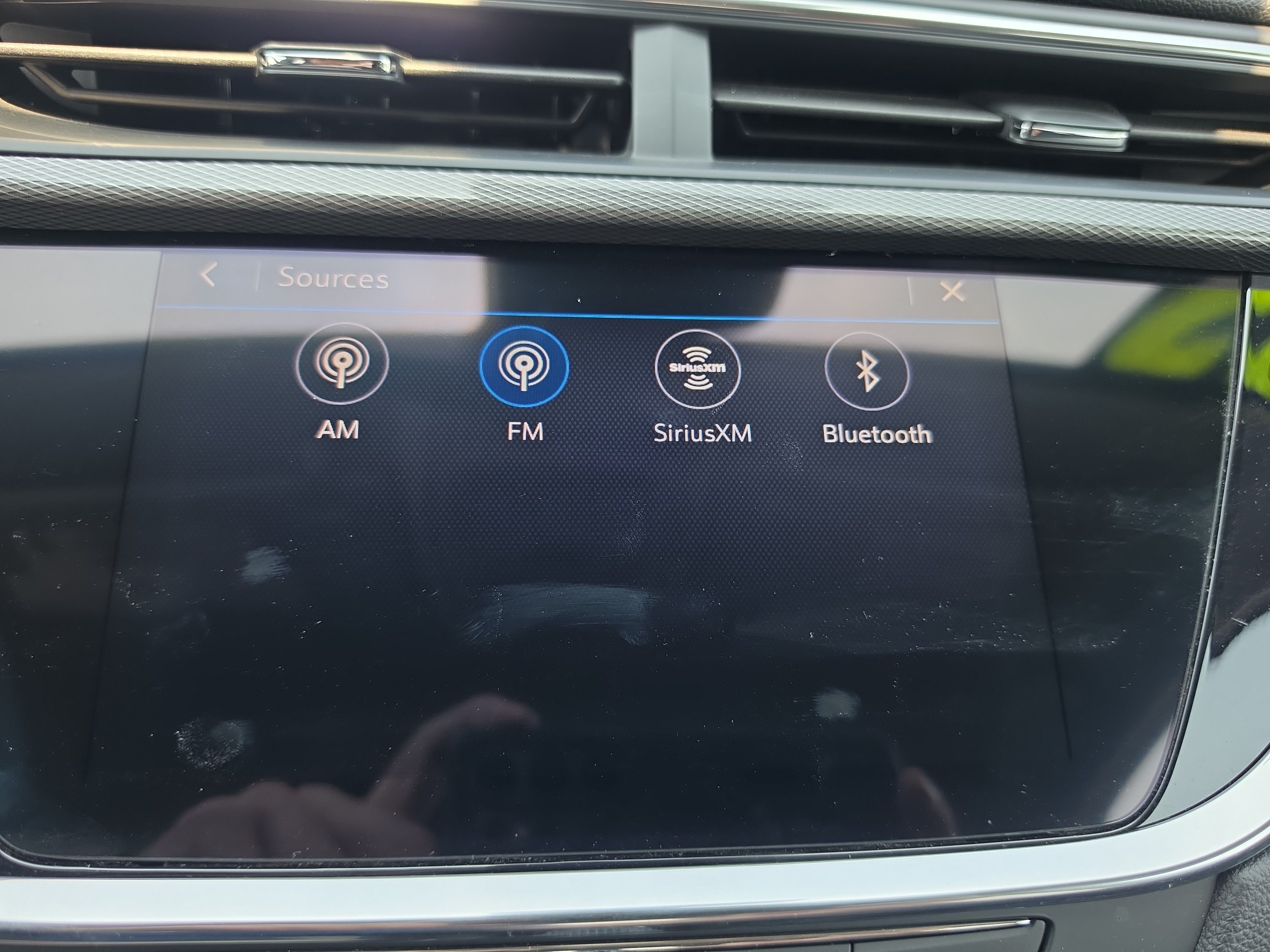 Used 2022 Buick Encore GX Select AWD/4WD image 30