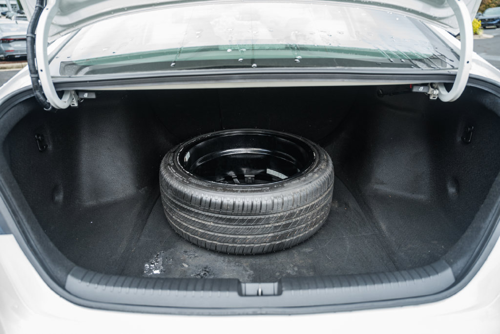 Used 2024 Honda Accord Touring image 10