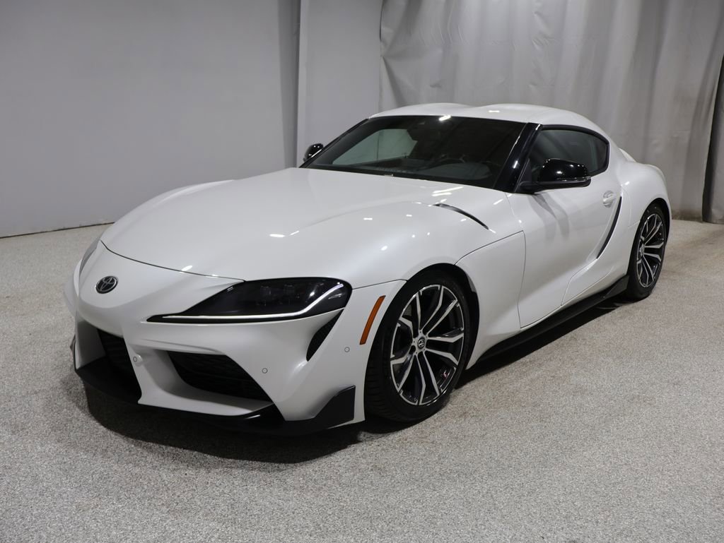 Used 2021 Toyota Supra w/ Safety & Technology Package RWD image 5
