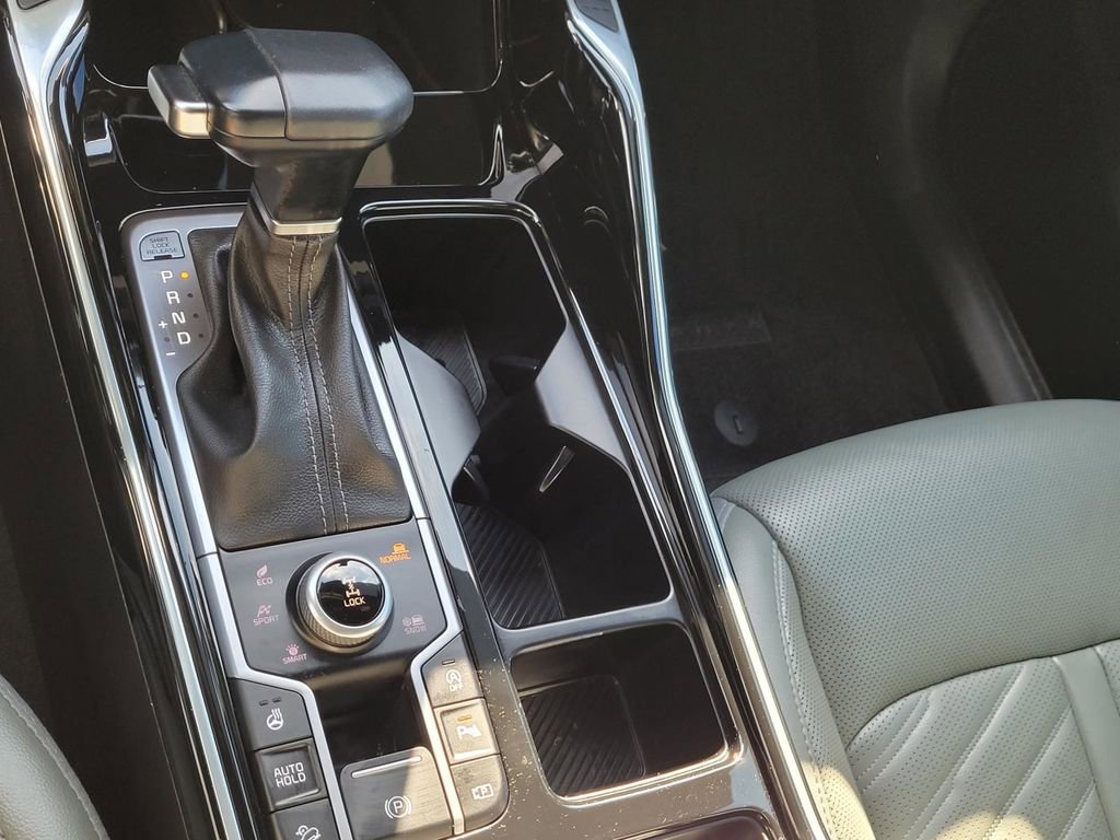 Used 2024 Kia Sorento SX Prestige w/ Sage Leather Package image 30