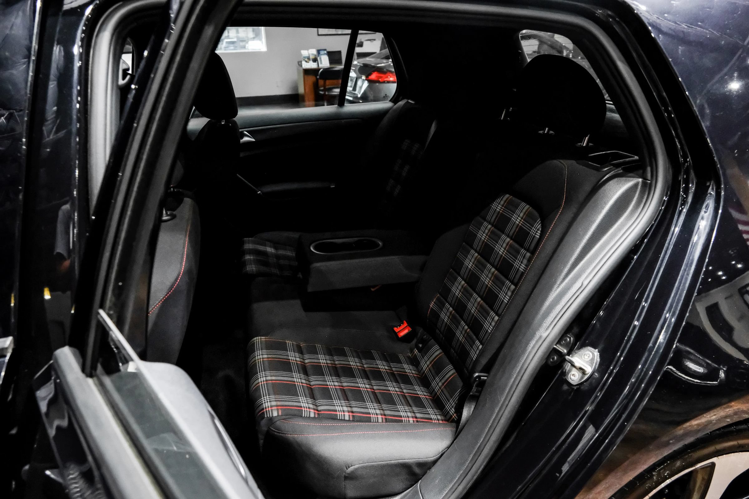 Used 2019 Volkswagen GTI Rabbit Edition FWD image 33