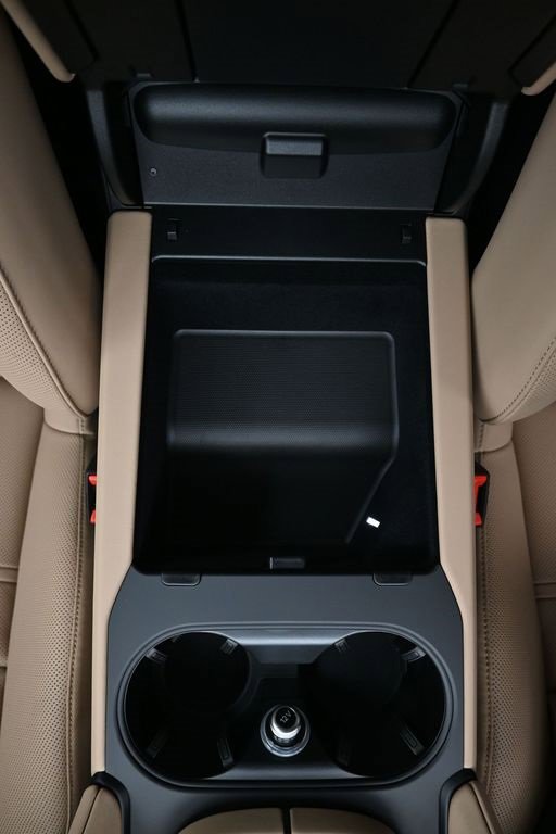 New 2026 Porsche Cayenne image 25