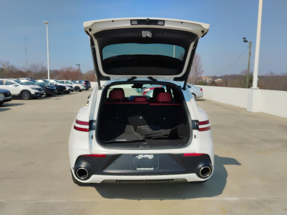 Used 2025 Genesis GV70 3.5T Sport w/ Sport Advanced Package image 18