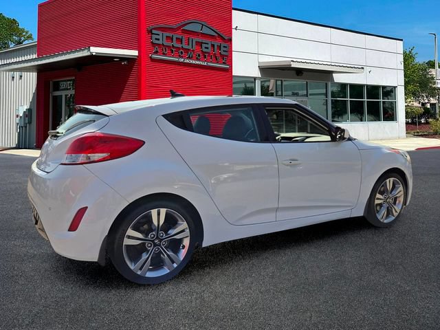 Used 2013 Hyundai Veloster w/ Tech Pkg FWD image 5