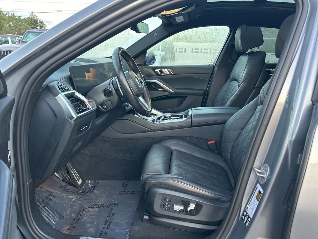 Used 2025 BMW X6 xDrive40i AWD/4WD image 10