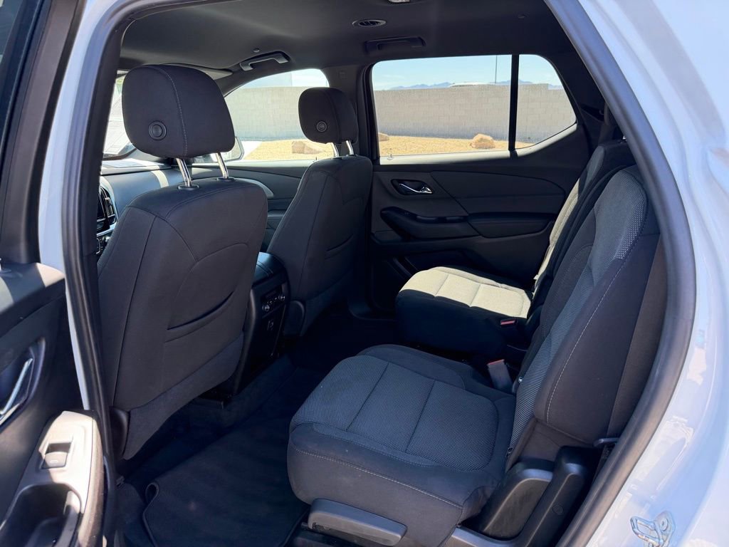 Used 2023 Chevrolet Traverse LT AWD/4WD image 22