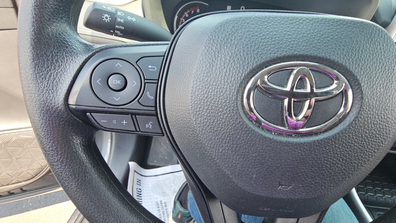 Certified 2025 Toyota RAV4 XLE AWD/4WD image 11