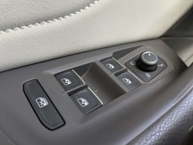 Certified 2023 Volkswagen Arteon SEL Premium AWD/4WD image 25