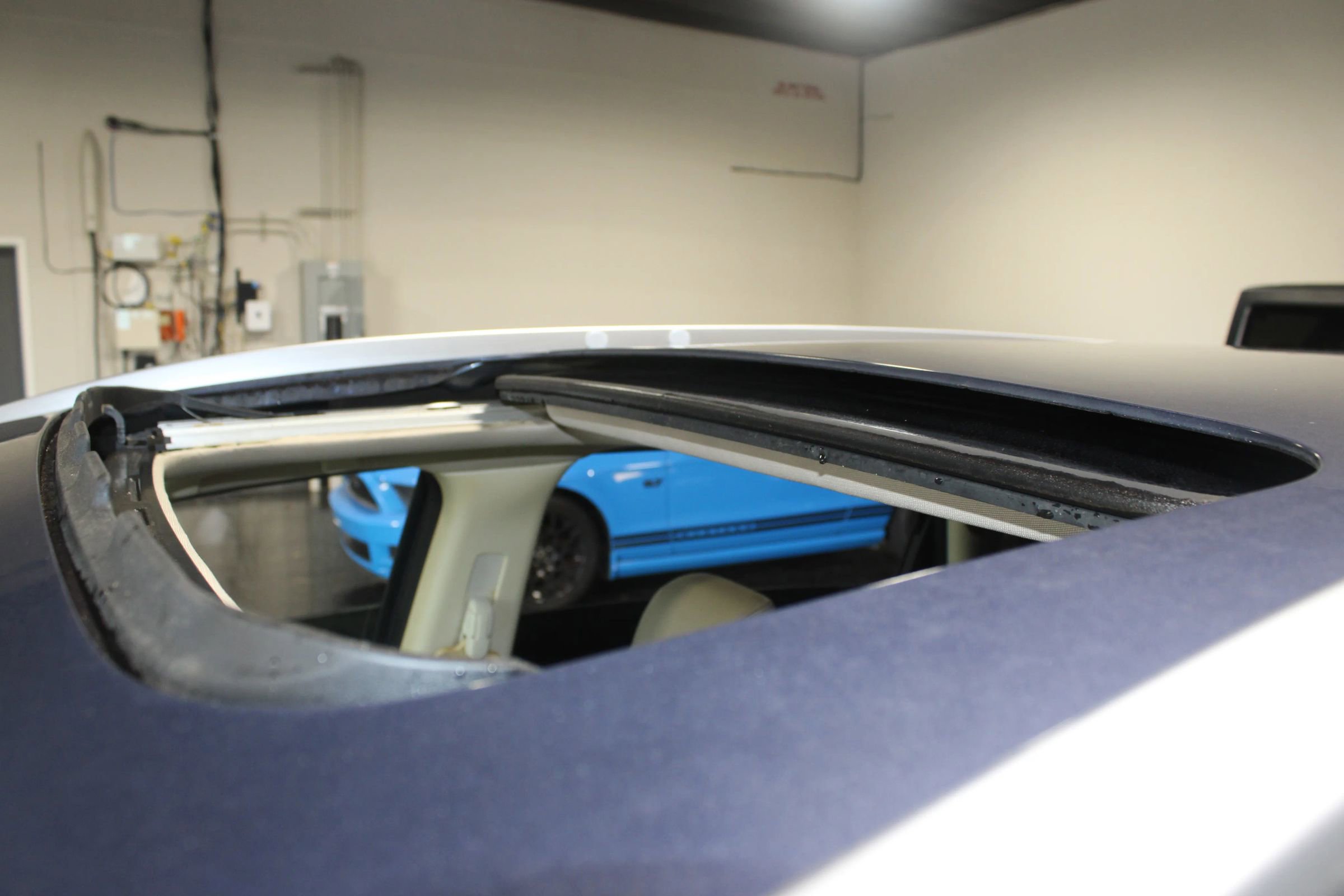 Used 2012 Honda CR-V EX-L image 24