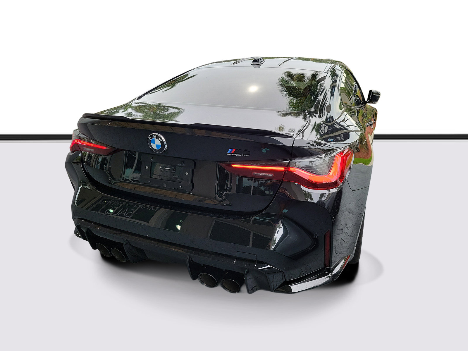 Used 2024 BMW M4 Competition w/ Executive Package RWD image 4