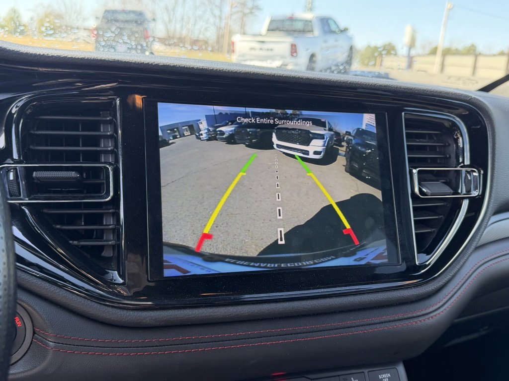 Used 2024 Dodge Durango GT image 23