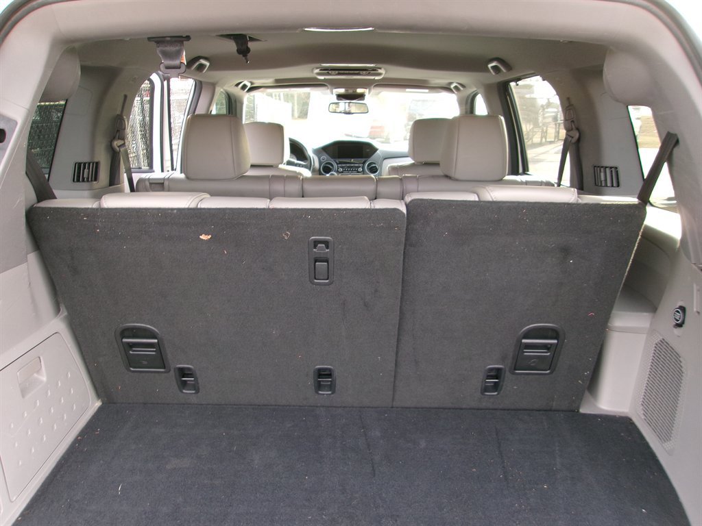 Used 2014 Honda Pilot Touring image 20