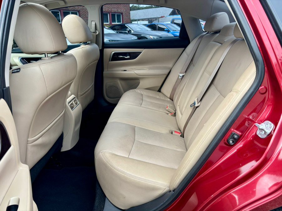 Used 2015 Nissan Altima FWD image 14