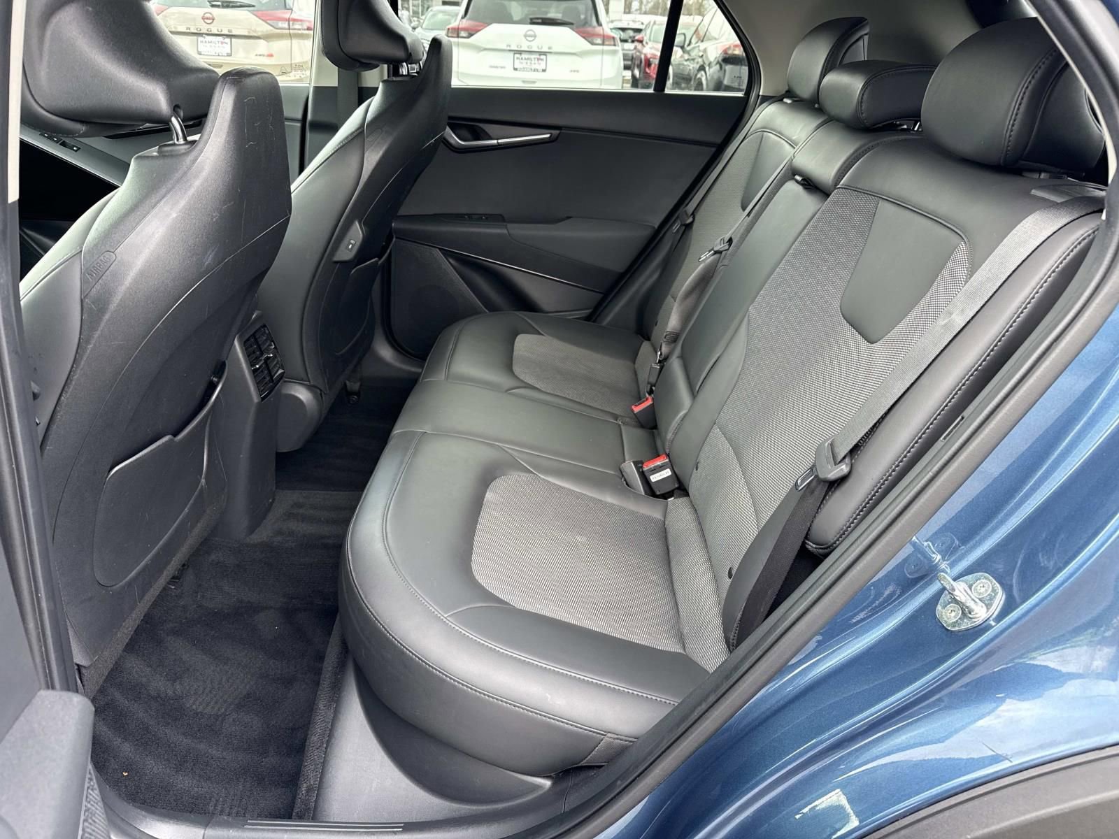 Used 2023 Kia Niro EX w/ EX Cold Weather Package image 28