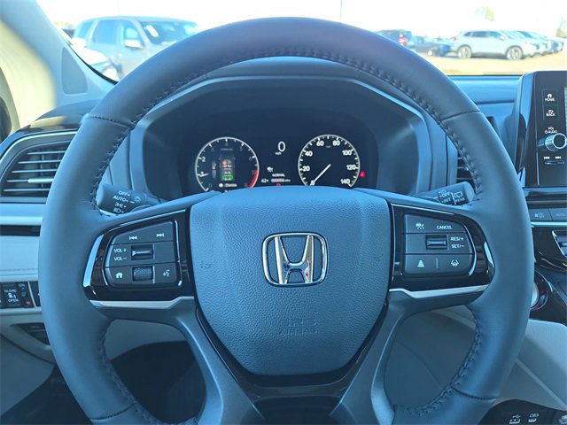 New 2026 Honda Odyssey Touring image 11
