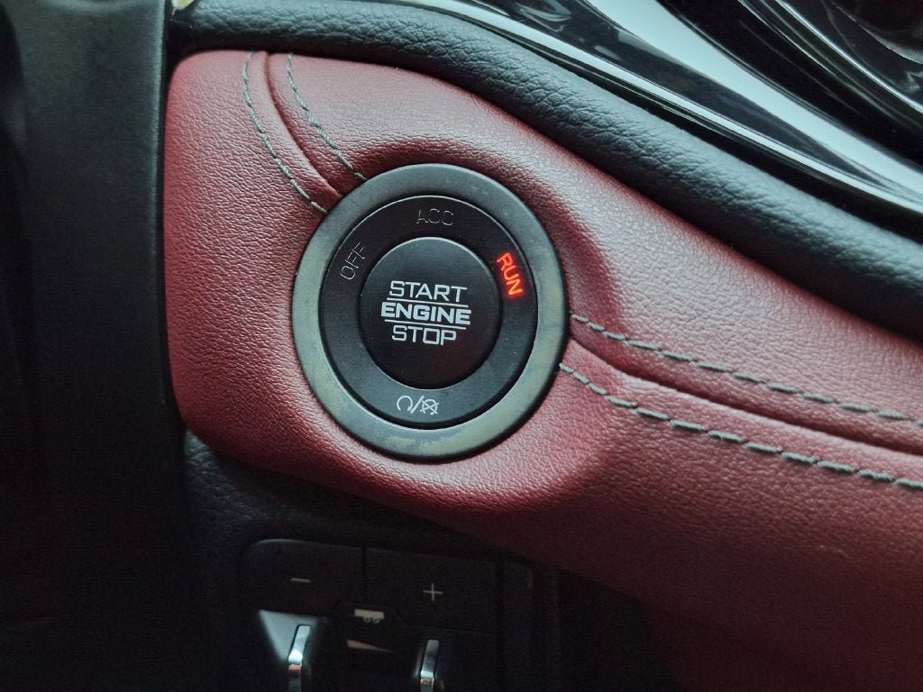 Used 2022 Dodge Durango R/T w/ Blacktop Package AWD/4WD image 21