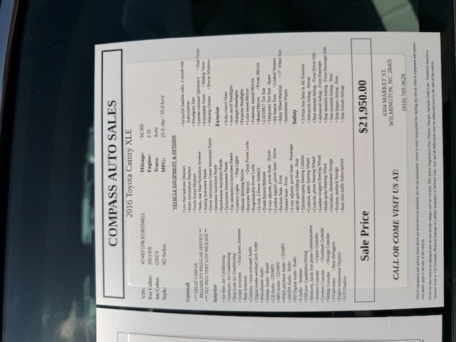 Used 2016 Toyota Camry XLE FWD image 9