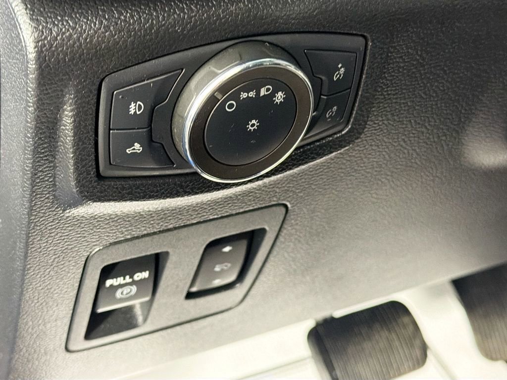 Used 2020 Ford F150 XLT w/ Equipment Group 302A Luxury AWD/4WD image 10