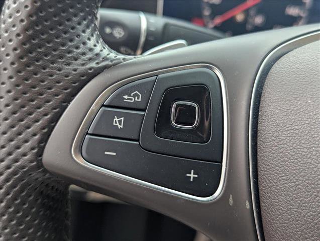 Used 2018 Mercedes-Benz E 400 Coupe image 9