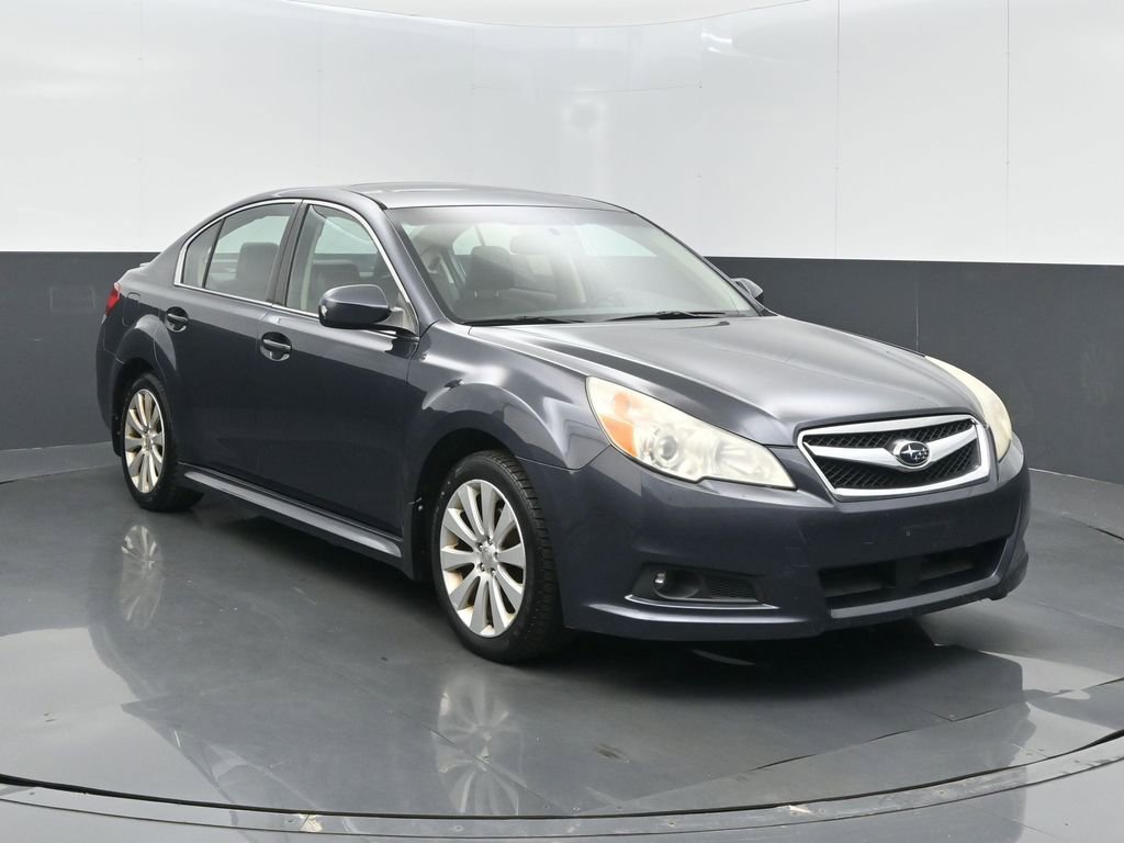 Used 2010 Subaru Legacy 2.5i Limited image 2