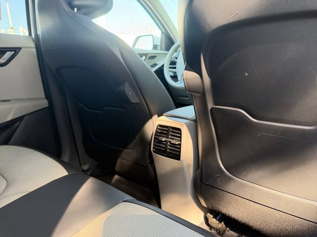 Used 2023 Kia Niro Wave w/ Wave Preserve Package FWD image 32