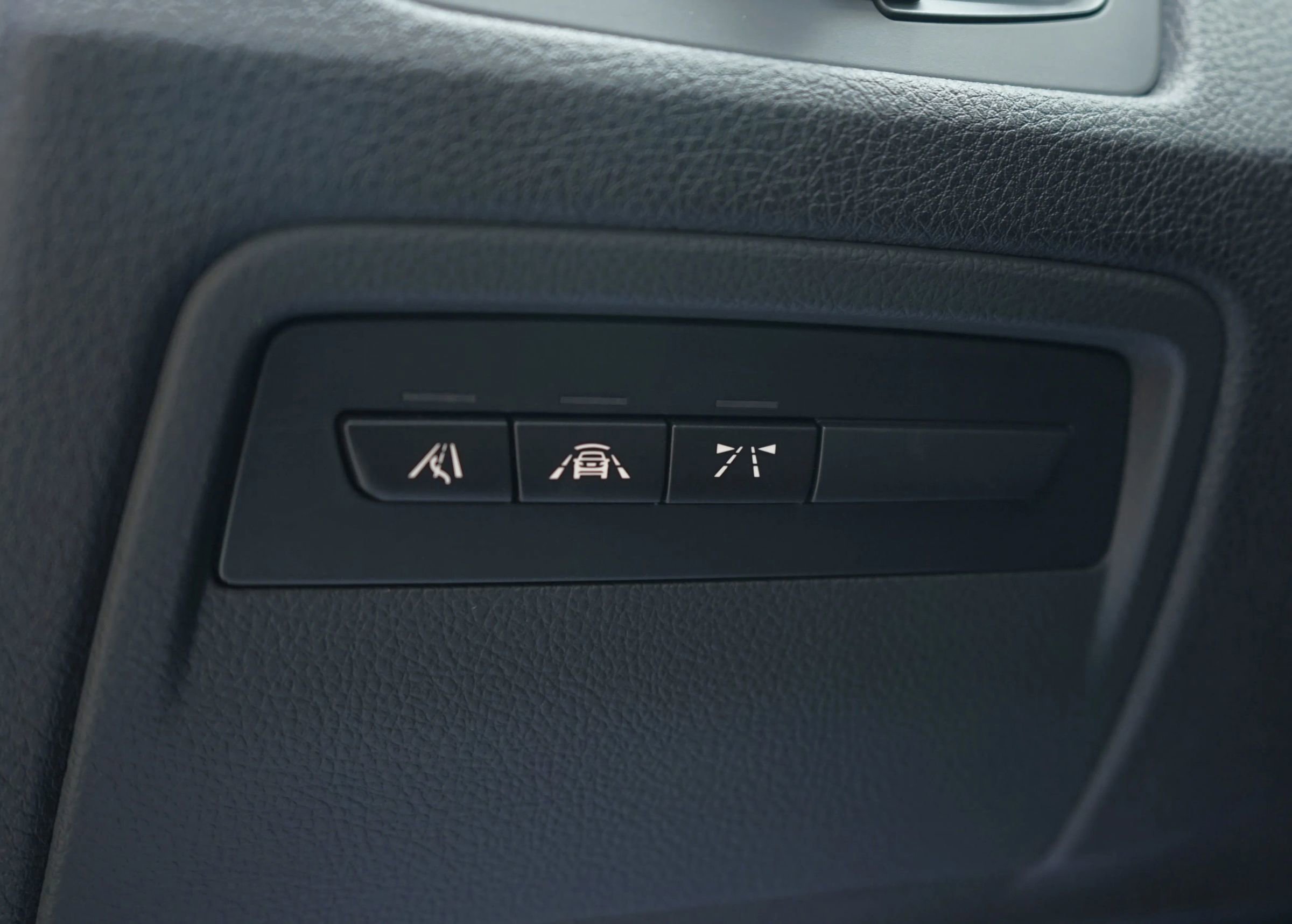 Used 2016 BMW M4 Coupe w/ Competition Package image 14